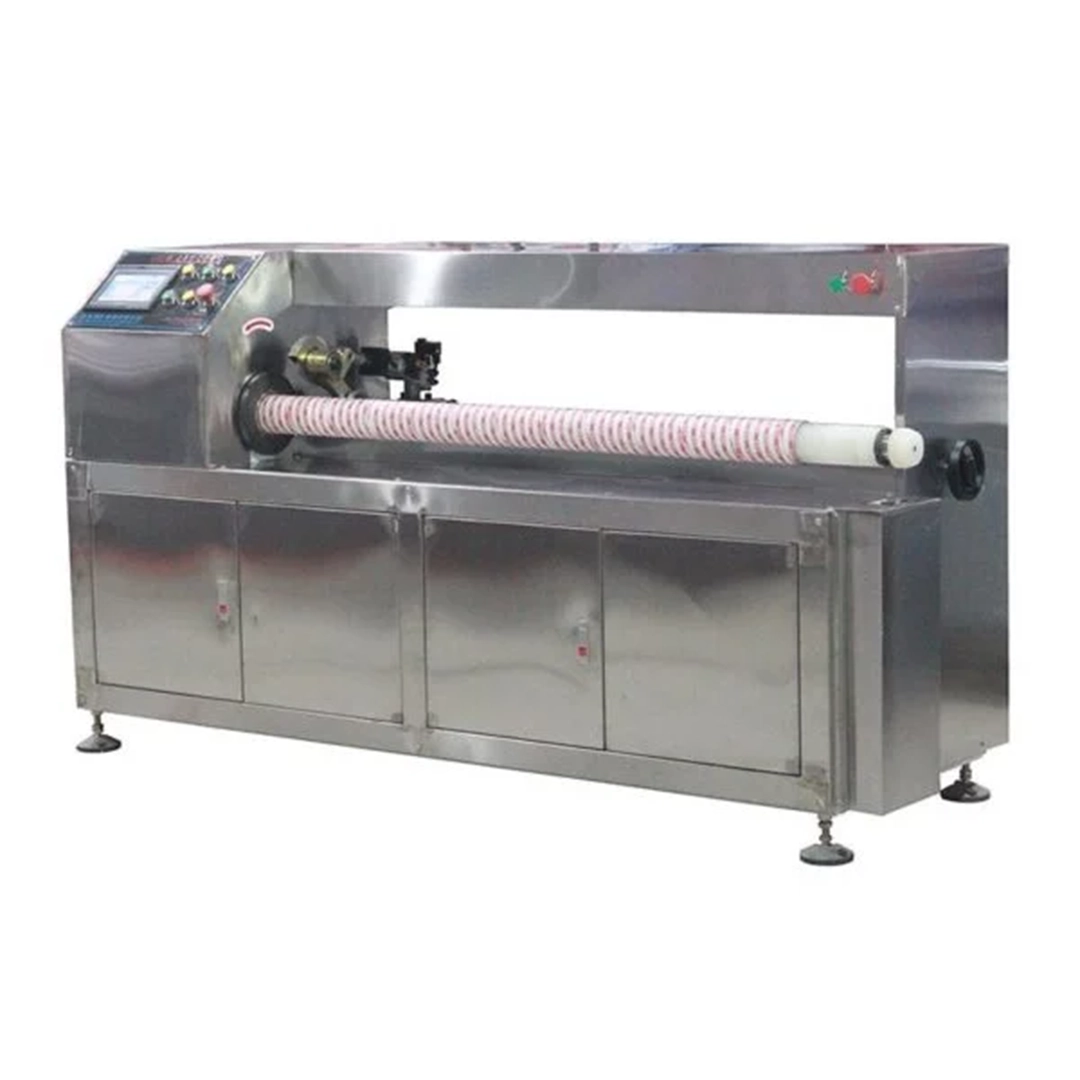 Cortadora de mandriles CMP-1200 en operación, mostrando su precisión en el corte de tubos de papel.