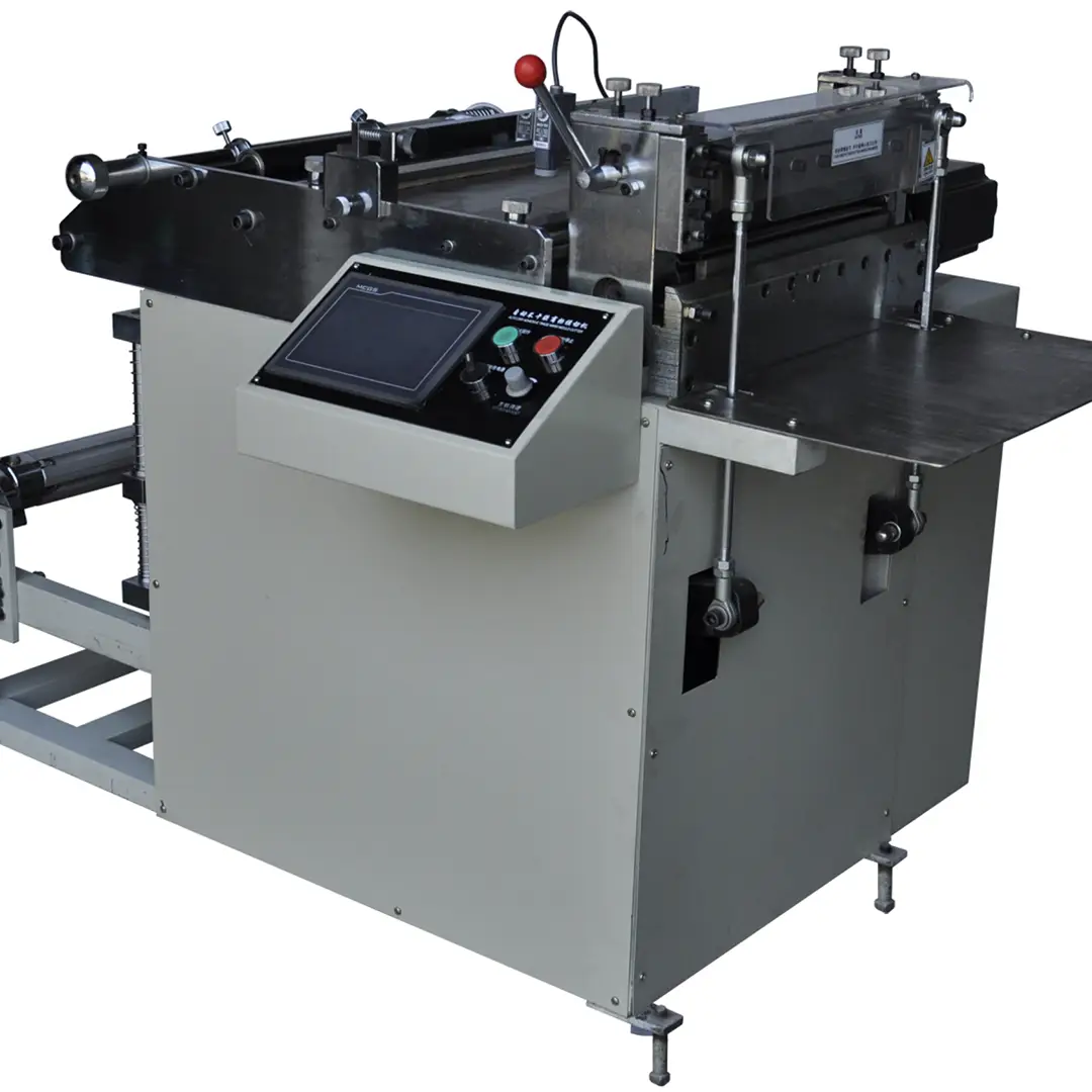 Resmadora PR-330 para cortes precisos y eficientes de hojas de papel en diferentes formatos.